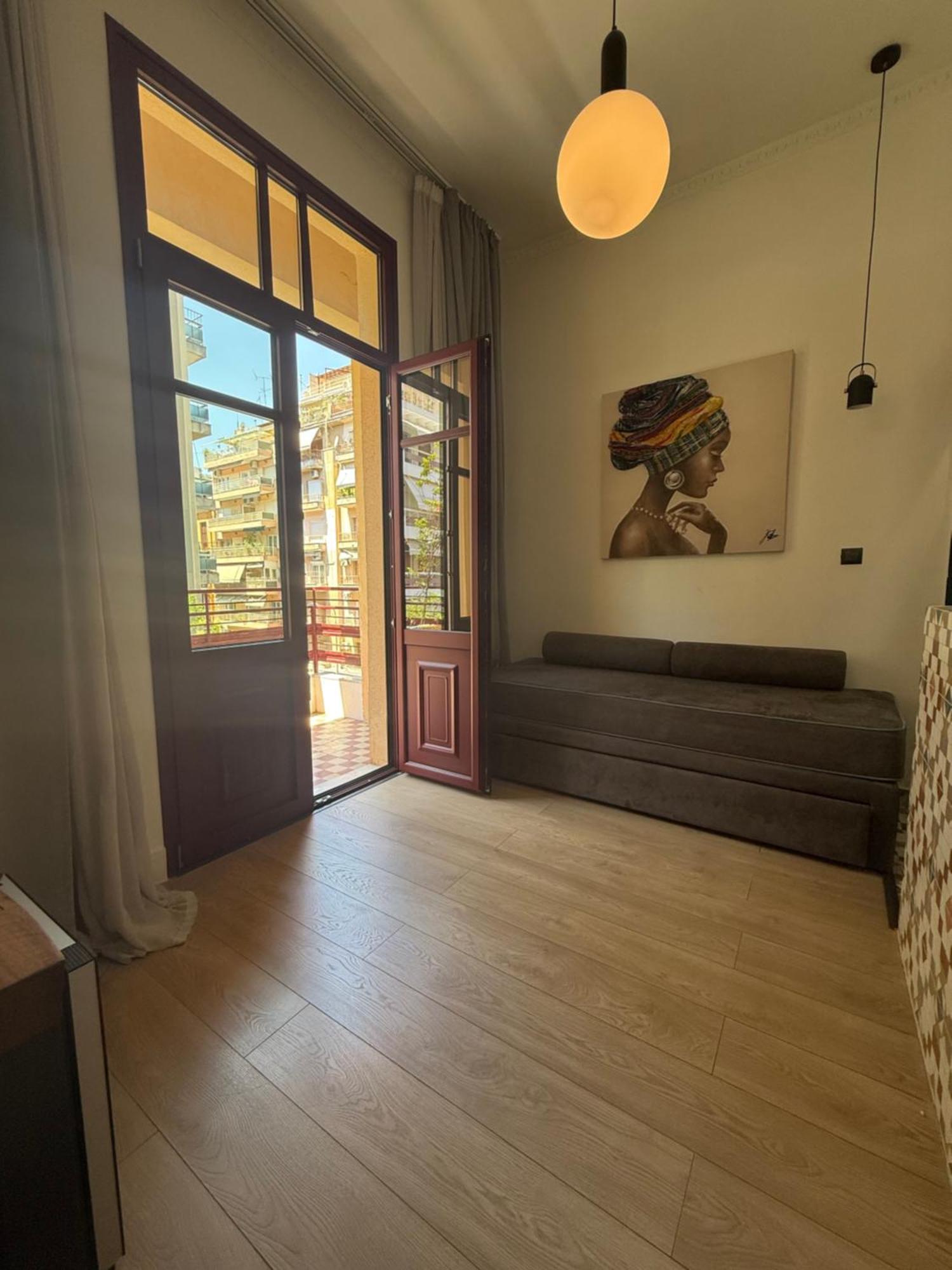 Aparthotel The Maroon Bottle Luxury 4*